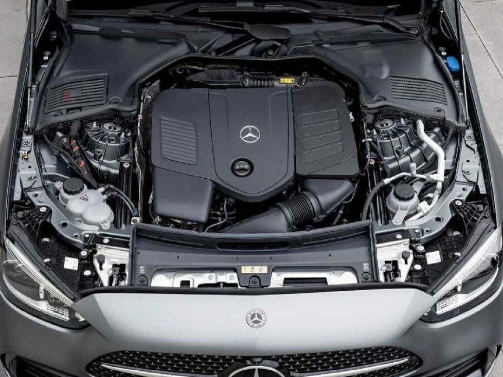 Mercedes-Benz C-Klasse T-Modell - der Motorraum
