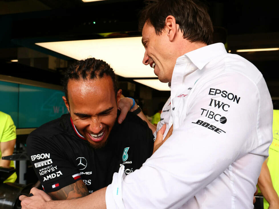 Lewis Hamilton und Toto Wolff verstehen sich prächtig
