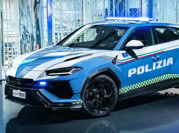 Lamborghini Urus Performante für die italienische Polizei Titel-Bild zur News: Lamborghini Urus Performante für die italienische Polizei