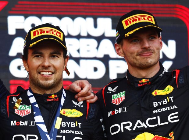 Titel-Bild zur News: Sergio Perez und Max Verstappen auf dem Formel-1-Podium in Baku