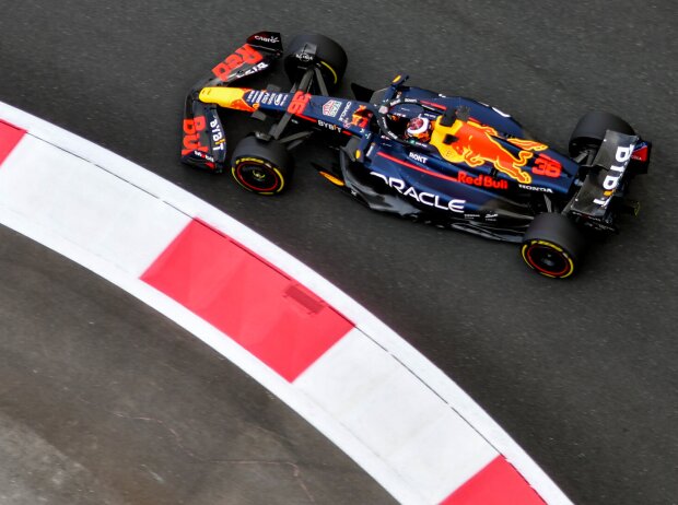 Titel-Bild zur News: Jake Dennis (Red Bull RB19) im Training zum Formel-1-Rennen in Abu Dhabi 2023