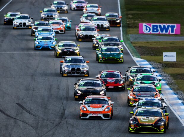 ADAC GT4 Germany Start in Hockenheim