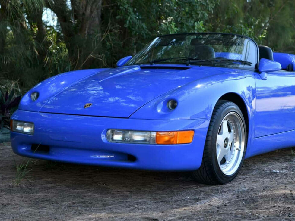 http://admin.motorsport-total.com/newsedit/extcms/desk-extern-images/srcimg-Porsche 911 Strosek Mega Speedster (1994)