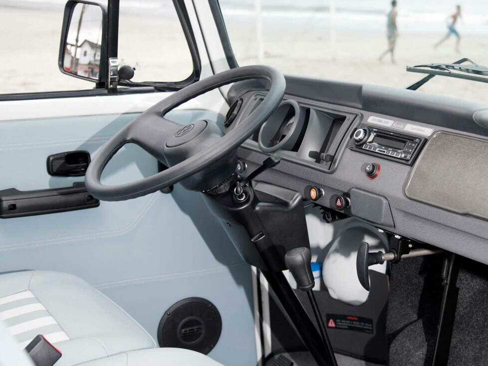 Cockpit des VW Kombi