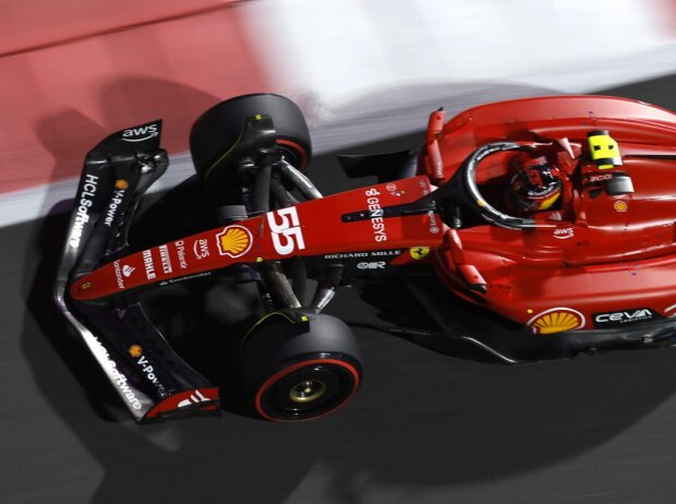 Titel-Bild zur News: Carlos Sainz im Ferrari SF-23 beim Formel-1-Rennen in Abu Dhabi 2023