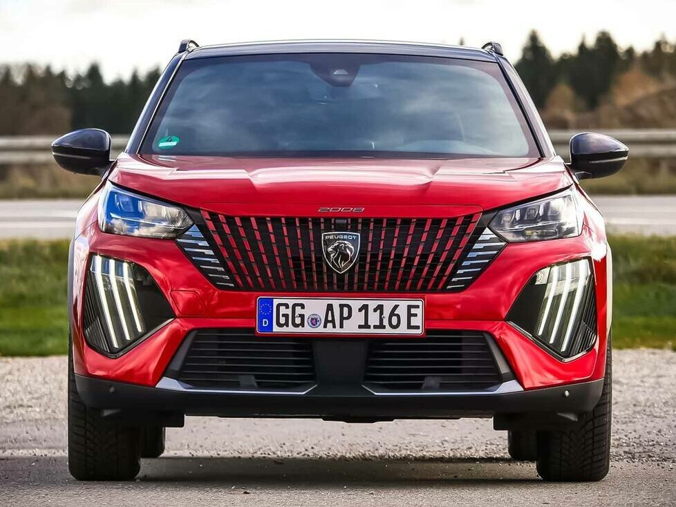 Peugeot e-2008 (2023) im Test