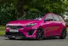 Bild zum Inhalt: Kia Ceed GT auf Project 3.0-Felgen: Think Pink