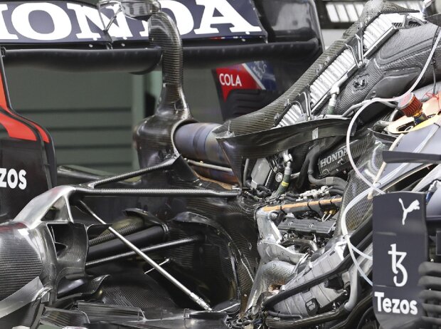 Titel-Bild zur News: Honda-Motor im Red Bull RB16B