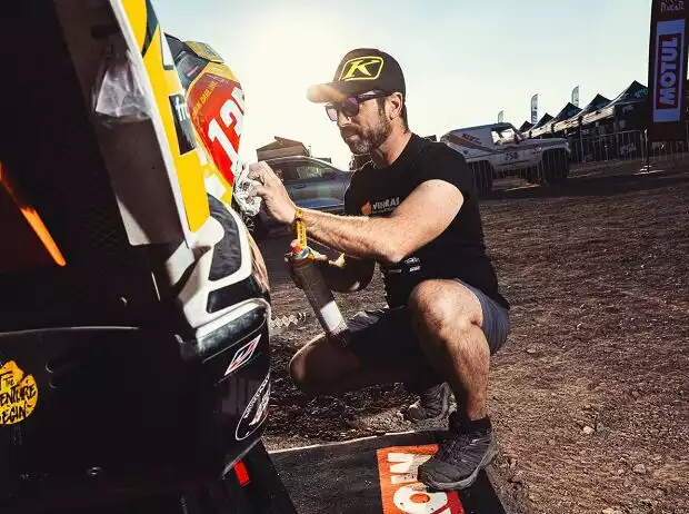 Titel-Bild zur News: Carles Falcon, KTM des TwinTrail-Teams