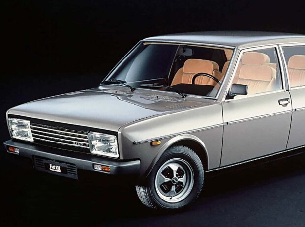 Fiat 131 (1974-1984) Fiat 131 (1974-1984)