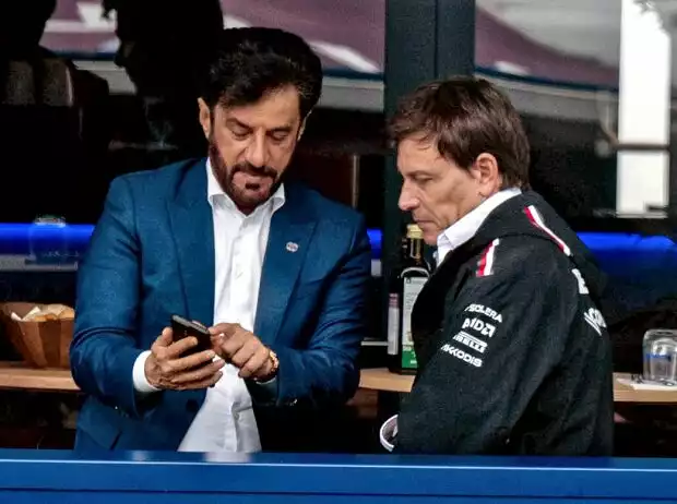 FIA-Präsident Mohammed bin Sulayem und Mercedes-Teamchef Toto Wolff Titel-Bild zur News: FIA-Präsident Mohammed bin Sulayem und Mercedes-Teamchef Toto Wolff