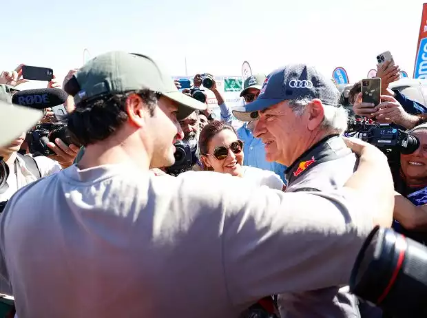 Carlos Sainz Jr. gehört zu den ersten Gratulanten Titel-Bild zur News: Carlos Sainz Jr. gehört zu den ersten Gratulanten