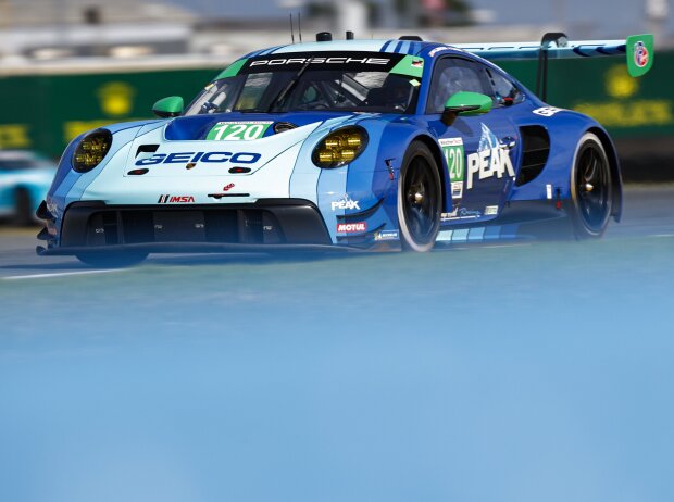 Der Porsche 911 GT3 R #120 spielt eine Rolle im Film Der Porsche 911 GT3 R #120 spielt eine Rolle im Film