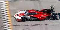 Bild zum Inhalt: 24h Daytona 2024: Porsche bezwingt Cadillac in 32-Minuten-Shootout