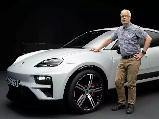 Autor Stefan Leichsenring am Porsche Macan (2024) Titel-Bild zur News: Autor Stefan Leichsenring am Porsche Macan (2024)