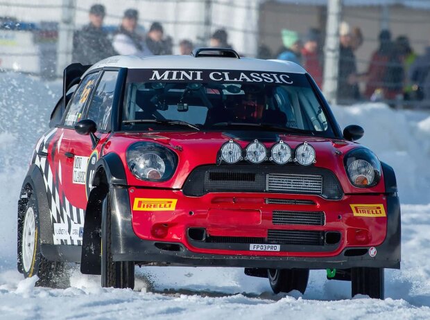 Moderner Mini Cooper JWC WRC