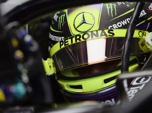 Titel-Bild zur News: Lewis Hamilton sitzt nur noch in der Saison 2024 in einem Formel-1-Mercedes