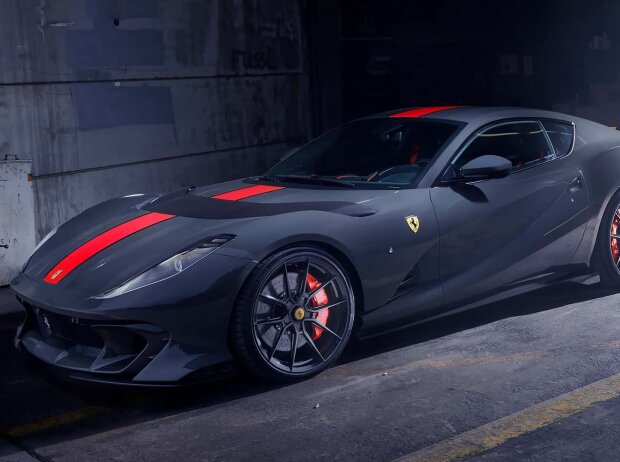 Ferrari 812 Competizione