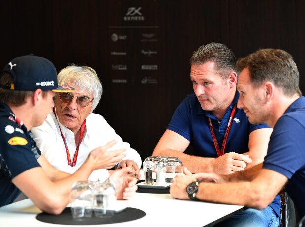 Titel-Bild zur News: Max Verstappen, Bernie Ecclestone, Jos Verstappen und Christian Horner