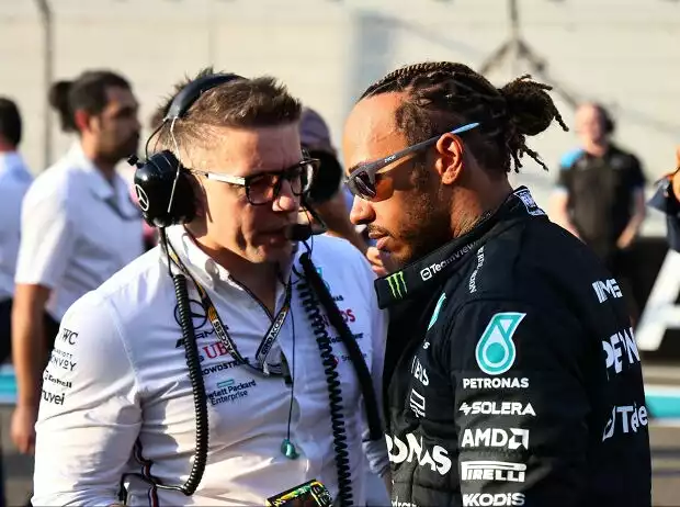 Lewis Hamilton mit seinem Renningenieur Peter Bonnington Titel-Bild zur News: Lewis Hamilton mit seinem Renningenieur Peter Bonnington