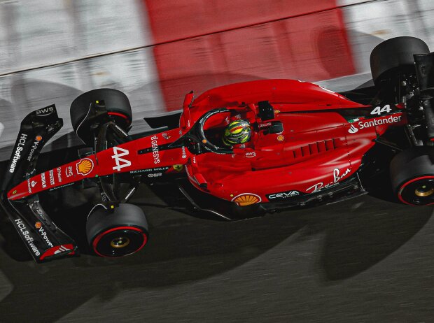 Fotomontage: Lewis Hamilton im Ferrari mit der Startnummer 44 Fotomontage: Lewis Hamilton im Ferrari mit der Startnummer 44