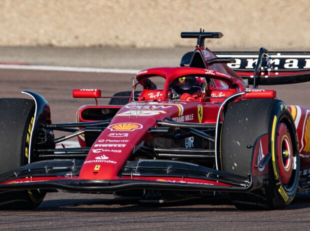 Titel-Bild zur News: Der neue Ferrari SF-24 beim Shakedown auf der Formel-1-Strecke in Fiorano 2024
