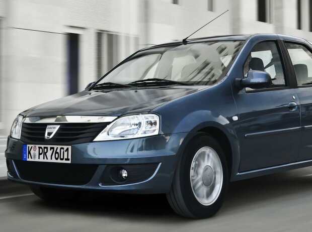 Dacia Logan (2004-2013)