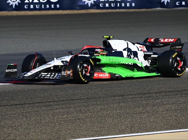 Titel-Bild zur News: Yuki Tsunoda (AlphaTauri T04) bei Formel-1-Testfahrten in Bahrain 2023