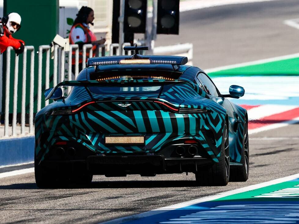 Aston-Martin-Safety-Car beim Formel-1-Test