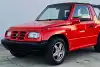 Bild zum Inhalt: Dieser kleine Geo Tracker hat einen großen Mustang-V8