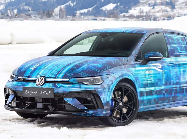 VW Golf R (2024) beim Ice Race in Zell am See 2024