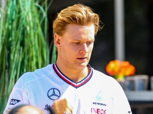 Titel-Bild zur News: Mick Schumacher, hier noch beim Formel-1-Test in Bahrain, trifft kommende Woche erstmals auf das gesamte WEC-Feld