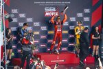 Nicolo Bulega jubelt mit Andrea Locatelli und Andrea Iannone