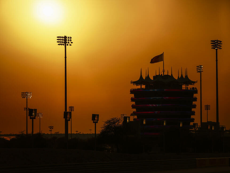 Abendstimmung an der Rennstrecke von Bahrain