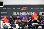 Alexander Albon (Williams), Carlos Sainz (Ferrari), Lewis Hamilton (Mercedes), Fernando Alonso (Aston Martin), Max Verstappen (Red Bull) und Lando Norris (McLaren) 