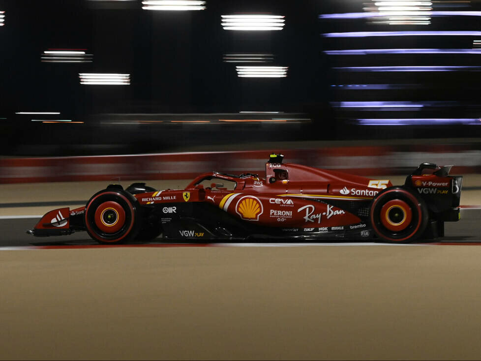 Carlos Sainz (Ferrari SF-24) beim Formel-1-Rennen in Bahrain 2024