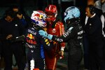 Max Verstappen (Red Bull), Charles Leclerc (Ferrari) und George Russell (Mercedes) 