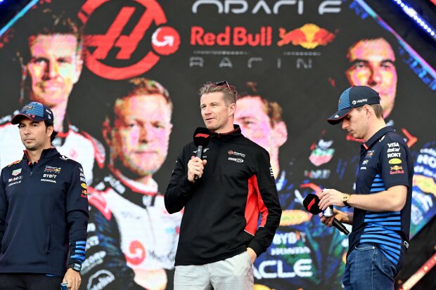 Sergio Perez Nico Hülkenberg Max Verstappen Red Bull Red Bull F1Haas Haas F1 ~Sergio Perez (Red Bull), Nico Hülkenberg (Haas) und Max Verstappen (Red Bull) ~ Sergio Perez Nico Hülkenberg Max Verstappen Red Bull Red Bull F1Haas Haas F1 ~Sergio Perez (Red Bull), Nico Hülkenberg (Haas) und Max Verstappen (Red Bull) ~