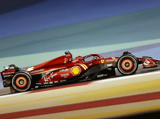 Charles Leclerc (Ferrari SF-24) beim Formel-1-Rennen in Bahrain 2024 Titel-Bild zur News: Charles Leclerc (Ferrari SF-24) beim Formel-1-Rennen in Bahrain 2024