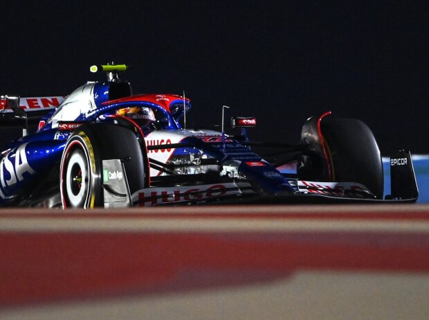Titel-Bild zur News: Yuki Tsunoda im Racing Bulls VCARB 01 beim Formel-1-Auftakt 2024 in Bahrain