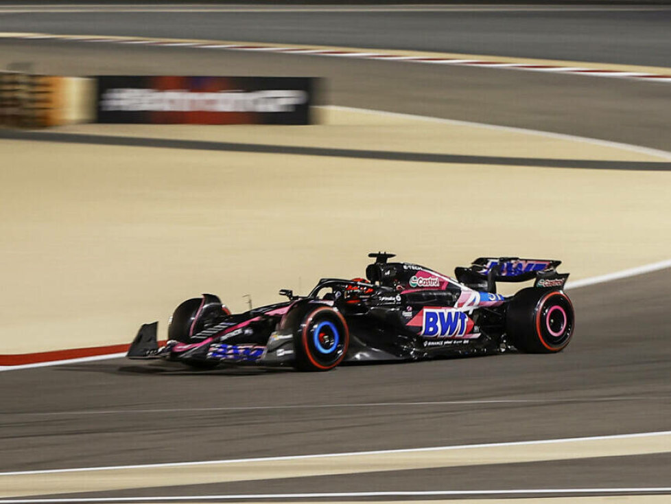 Esteban Ocon (Alpine A524) im Qualifying zum Formel-1-Rennen in Bahrain 2024