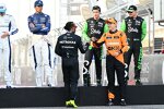 Guanyu Zhou (Sauber), Logan Sargeant (Williams), Lewis Hamilton (Mercedes), Oscar Piastri (McLaren) und Valtteri Bottas (Sauber) 