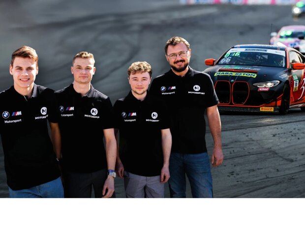 Titel-Bild zur News: Die Piloten von ME Motorsport: Thomas Rackl, Andreas Jochimsen, Philip Wiskirchen und Markus Eichele