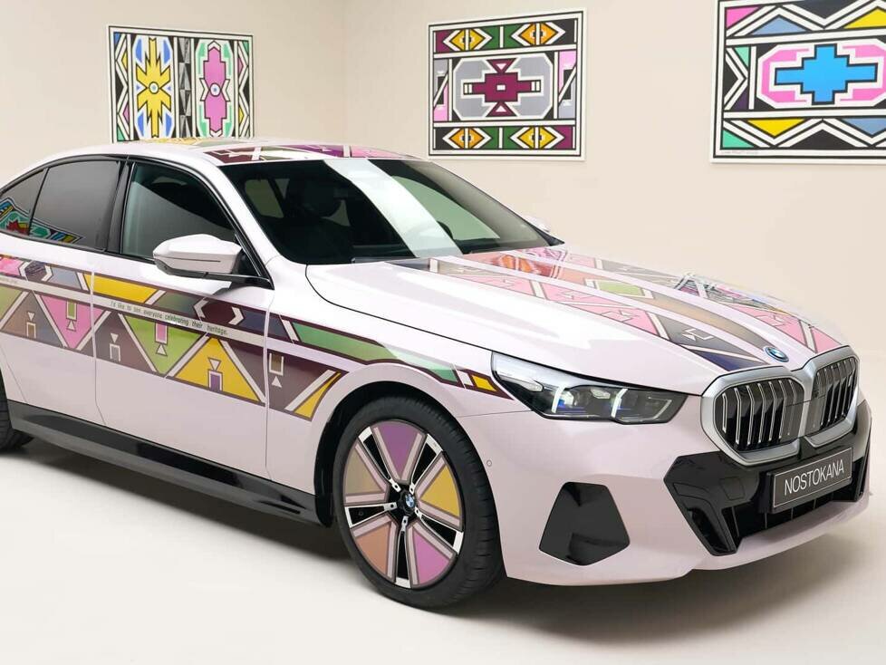 BMW i5 Flow NOSTOKANA (2024)