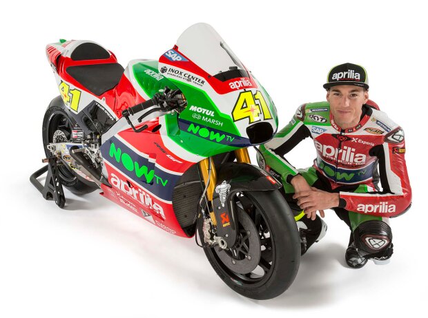 Aleix Espargaro mit der Gresini-Aprilia RS-GP für die MotoGP-Saison 2017