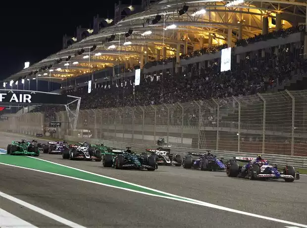 Die Startphase beim Formel-1-Saisonauftakt 2024 in Bahrain Titel-Bild zur News: Die Startphase beim Formel-1-Saisonauftakt 2024 in Bahrain