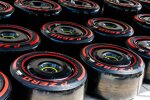 Pirelli-Reifen mit Felgen