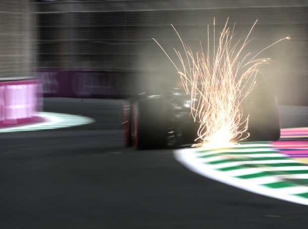Titel-Bild zur News: Kevin Magnussen (Haas VF-24) beim Training zum Formel-1-Rennen in Saudi-Arabien 2024