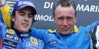 Fernando Alonso mit Bob Bell auf dem Formel-1-Podium in Imola 2005
