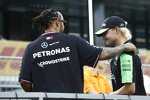 Lewis Hamilton (Mercedes) und Valtteri Bottas (Sauber) 